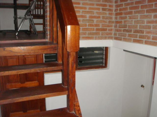 Escalera a Planta Alta